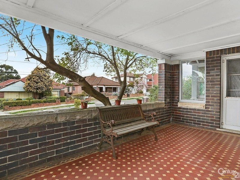 7 Meakem Street, Hurstville NSW 2220