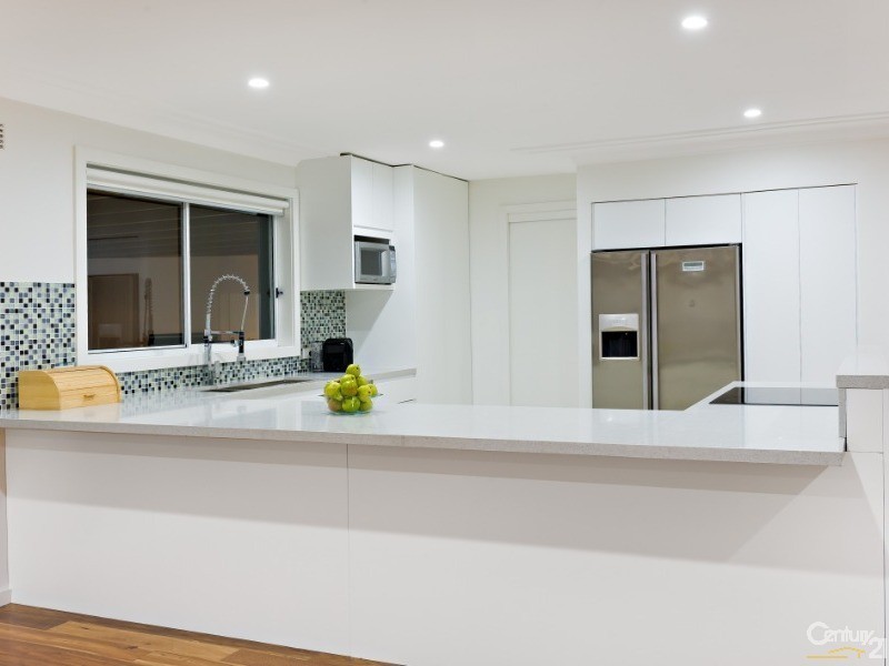 10  Hastings Place, Sylvania Waters NSW 2224