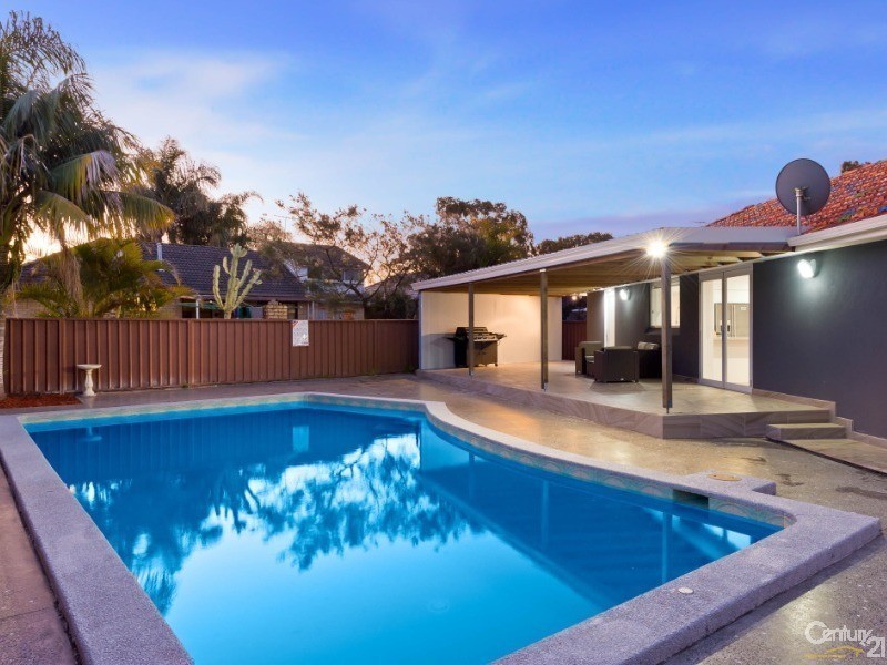 10  Hastings Place, Sylvania Waters NSW 2224