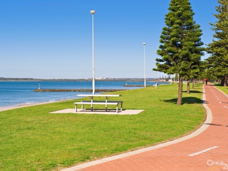 2-4  Dillon Street, Ramsgate NSW 2217