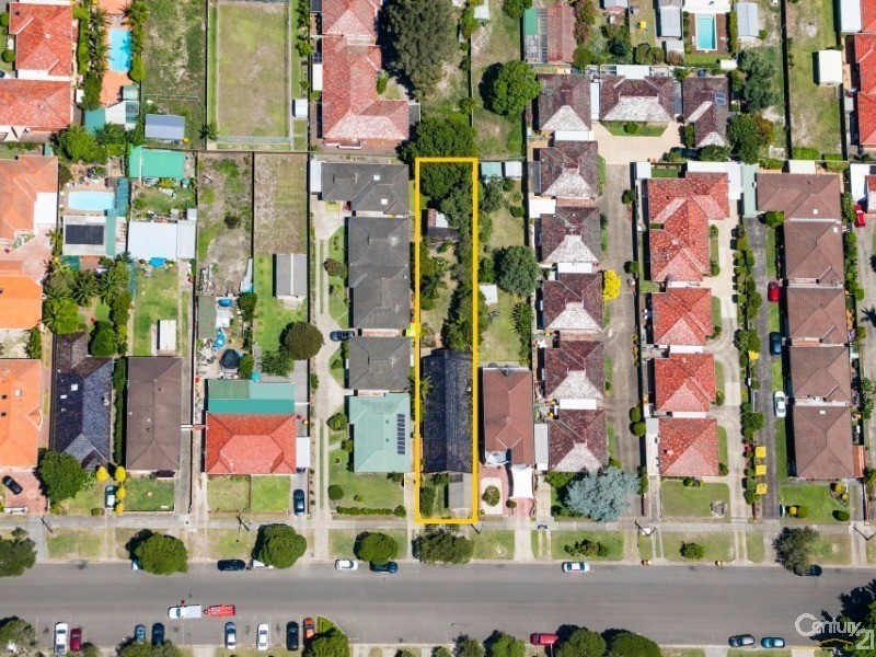 21 Solander Street, Monterey NSW 2217