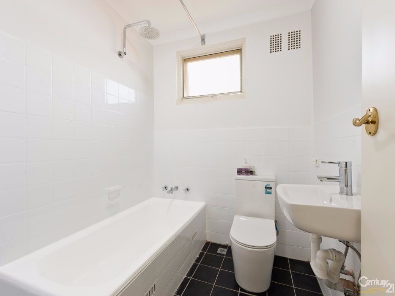 5/4 Moore Street, Drummoyne NSW 2047