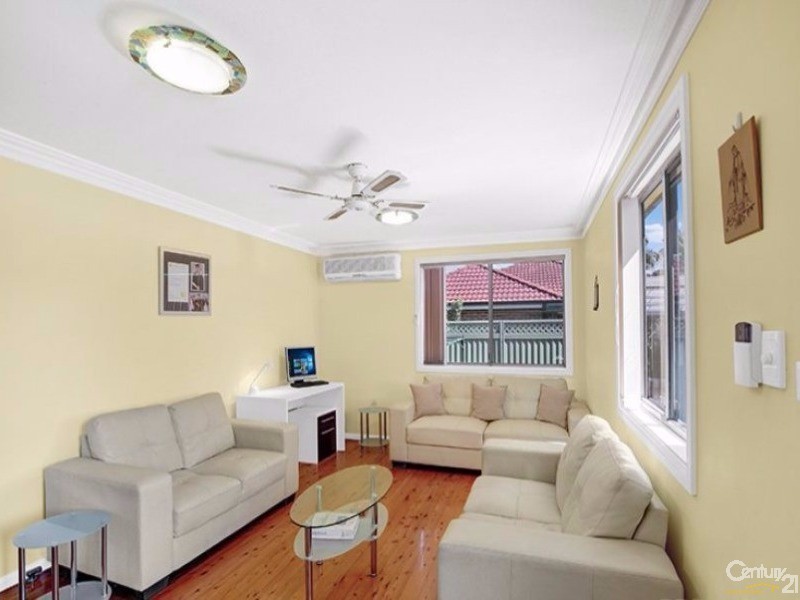 35a  Chuter Avenue, Ramsgate Beach NSW 2217