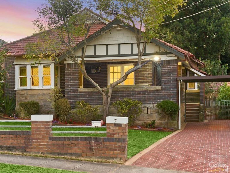 7 Meakem Street, Hurstville NSW 2220