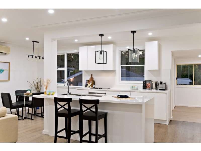 1 Elliott Street, Picnic Point NSW 2213