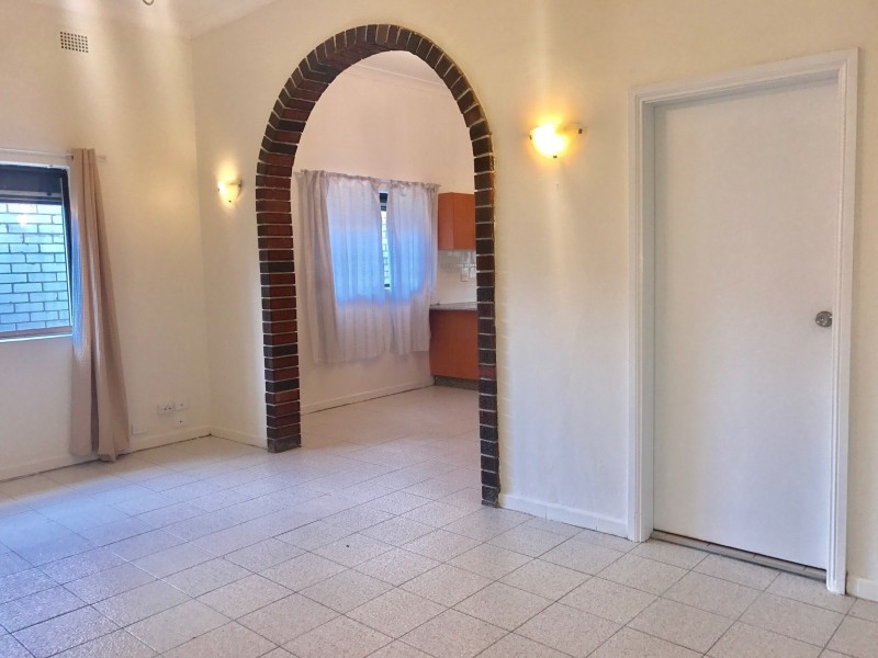 10 General Holmes Drive, Brighton-le-sands NSW 2216