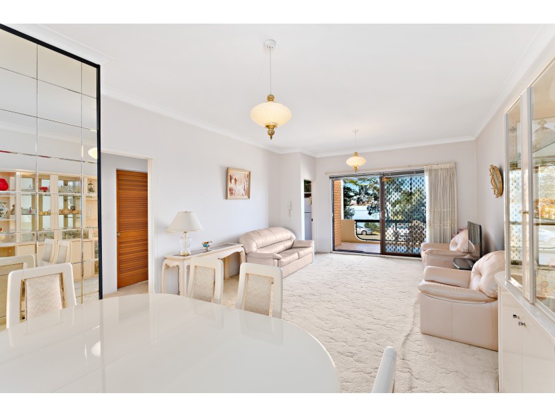 2/51 The Grand Parade, Brighton-le-sands NSW 2216