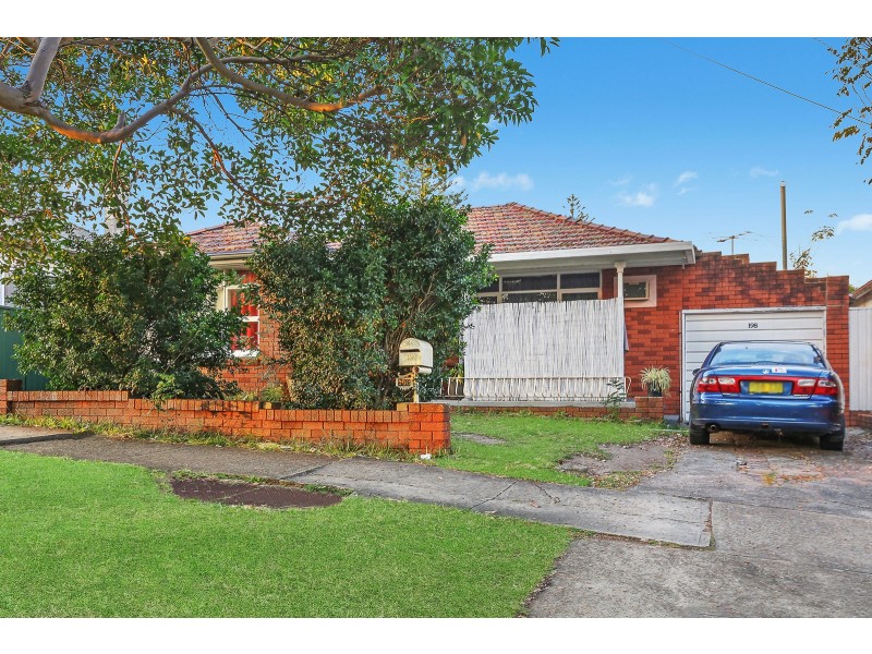 198 Queen Victoria Street, Bexley NSW 2207