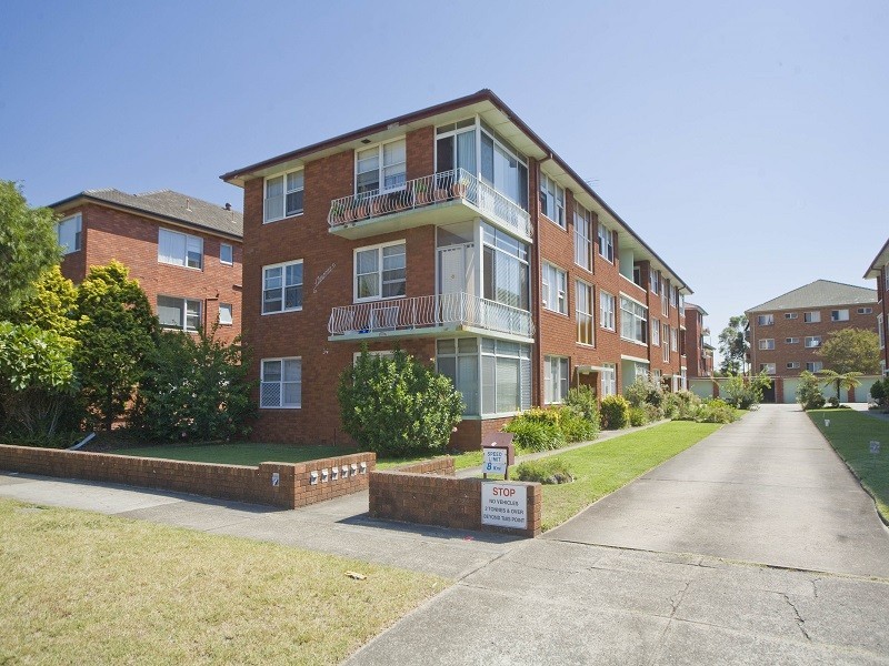 34 Banks Street, Monterey NSW 2217