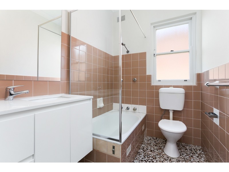 146 Russell Avenue, Dolls Point NSW 2219