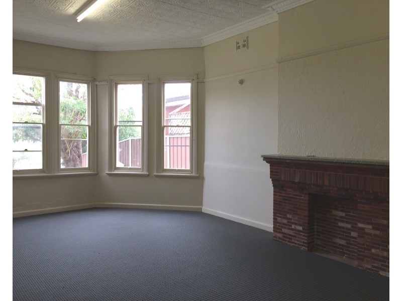 2/36  Bassett Street, Hurstville NSW 2220