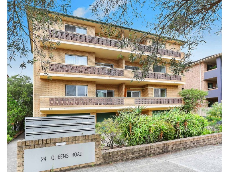 24 Queens Road, Brighton-le-sands NSW 2216