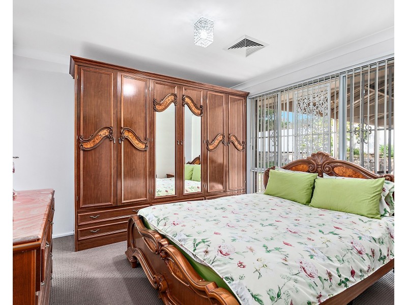 1 Angophora Place, Alfords Point NSW 2234