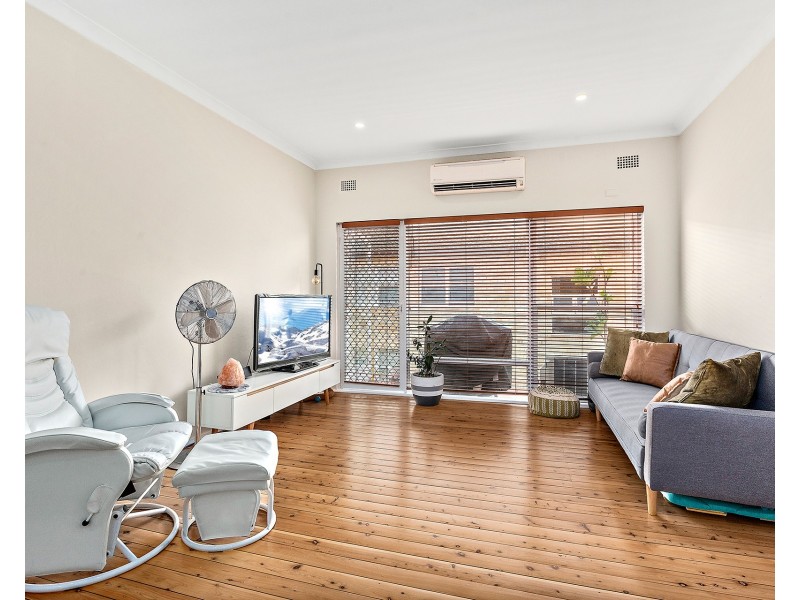 186 Russell Avenue, Dolls Point NSW 2219