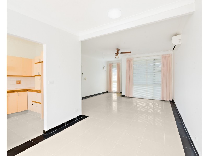 2/5  Banks Street, Monterey NSW 2217