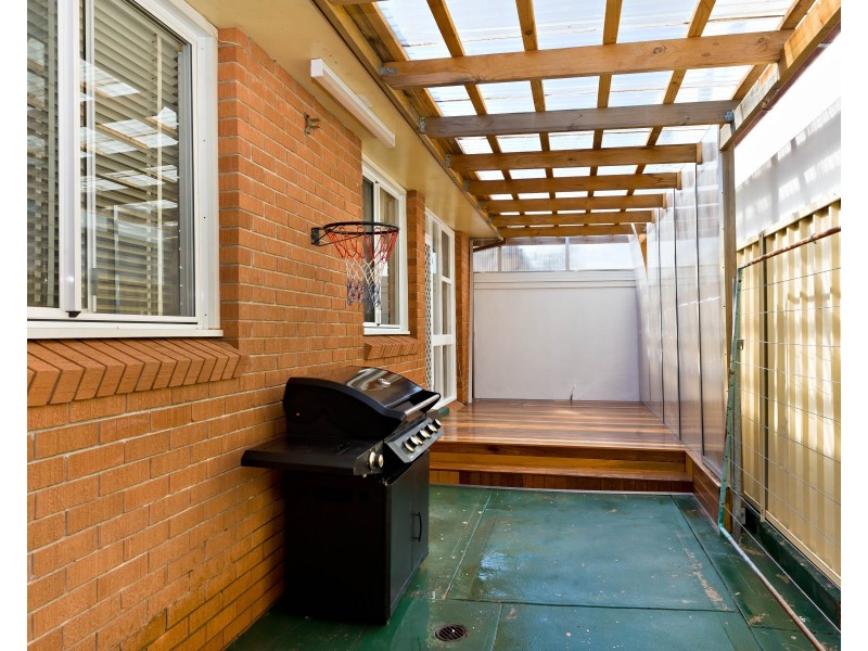 2/5  Banks Street, Monterey NSW 2217