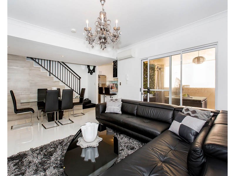 12/5  Ashton Street (Enter from Chandler St), Rockdale NSW 2216