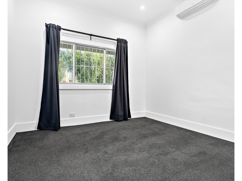 10 Gibbes Street, Banksia NSW 2216