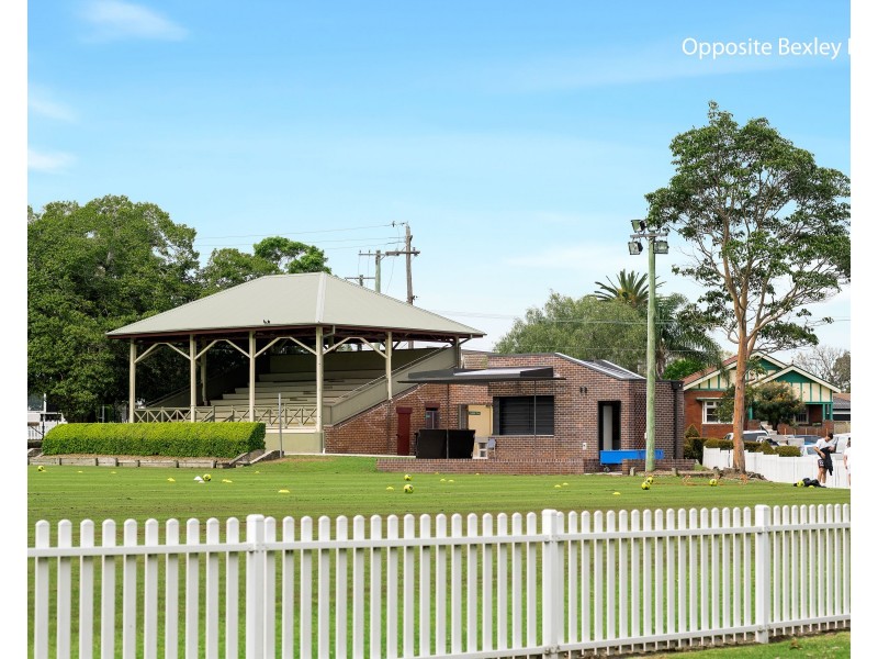 19  Henderson Road, Bexley NSW 2207