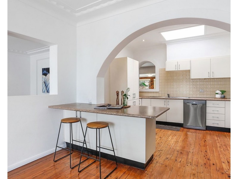 Brighton-le-sands NSW 2216