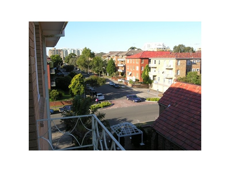 37 Kings Road, Brighton-le-sands NSW 2216