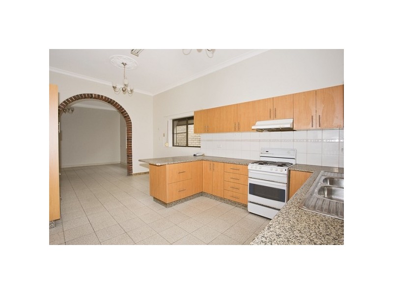 10 General Holmes Drive, Brighton-le-sands NSW 2216