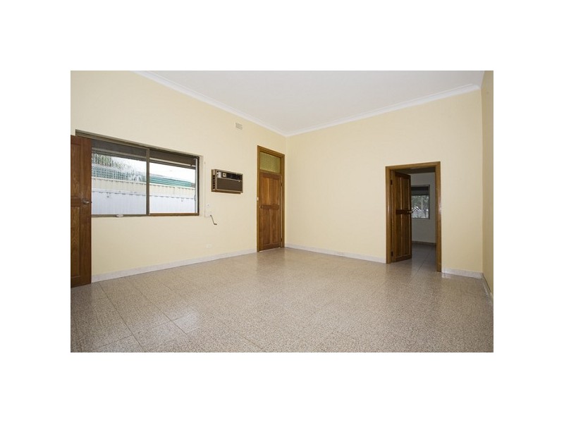 12 General Holmes Drive, Brighton-le-sands NSW 2216