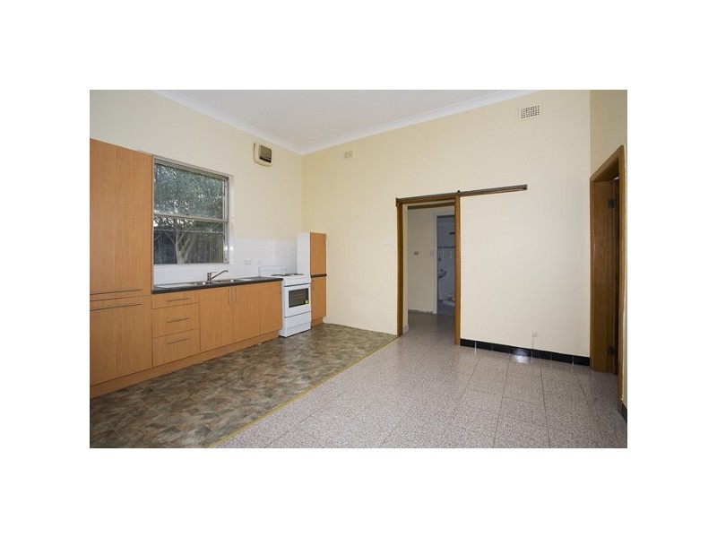 12 General Holmes Drive, Brighton-le-sands NSW 2216