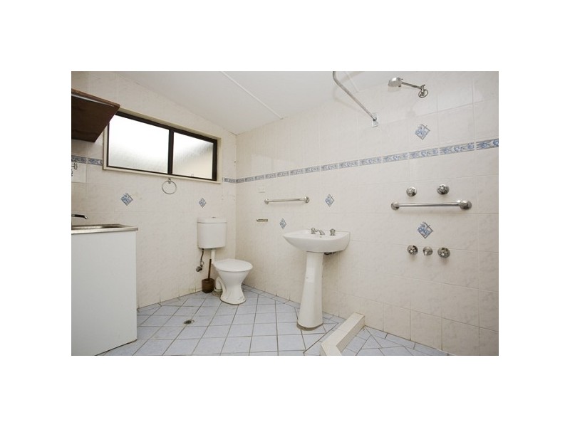 12 General Holmes Drive, Brighton-le-sands NSW 2216