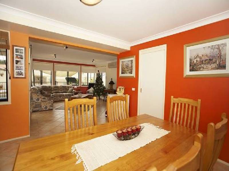 3 Woolybutt Crescent, Erina NSW 2250