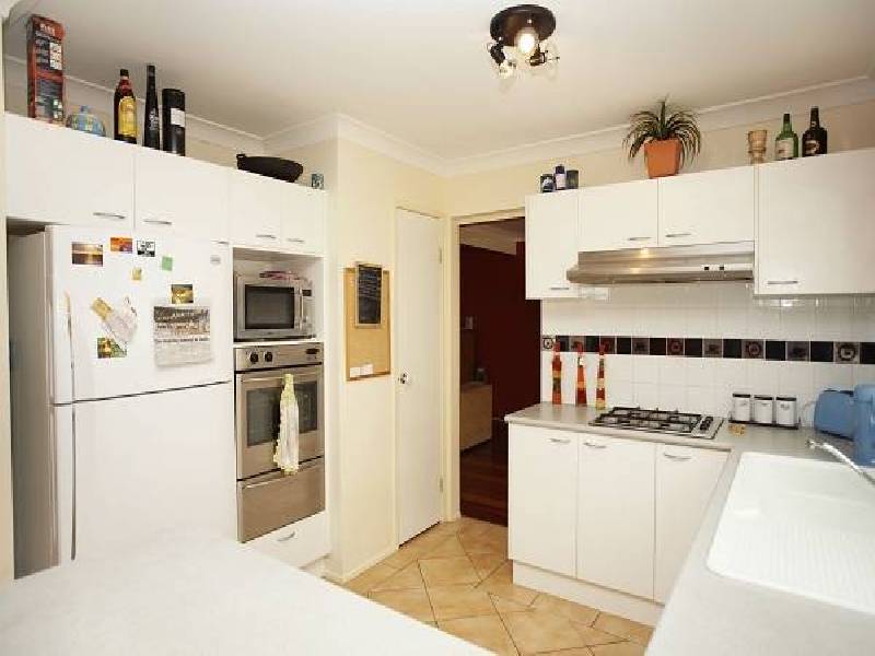 3 Woolybutt Crescent, Erina NSW 2250