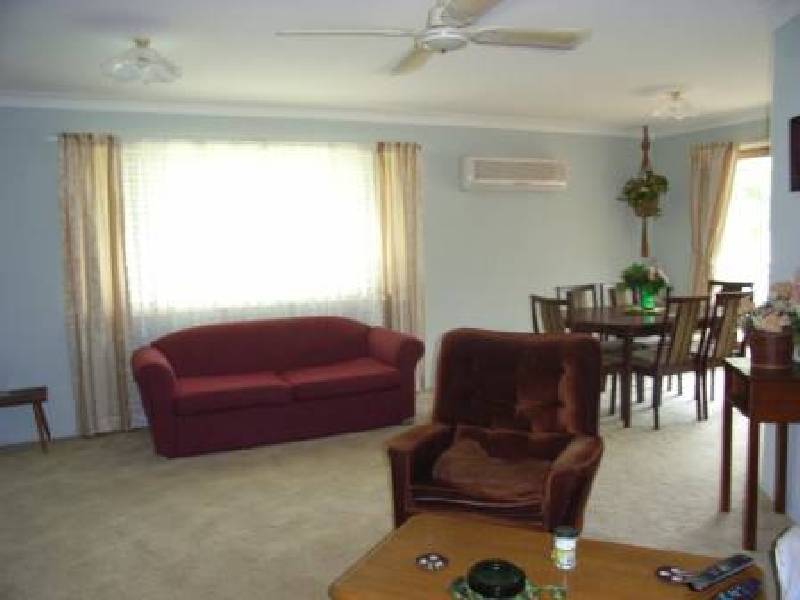 3 Howard Avenue, Green Point NSW 2251