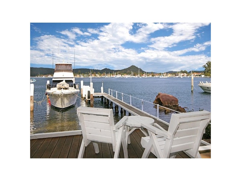 96 Daleys Avenue, Daleys Point NSW 2257