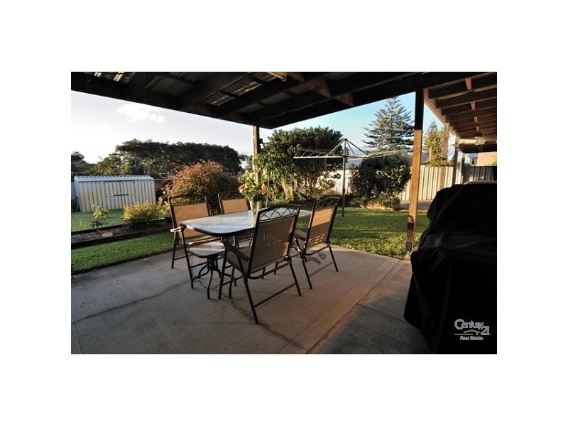 16 Robinson Street, Anna Bay NSW 2316