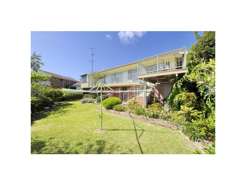 7 Tuna Crescent, Fingal Bay NSW 2315