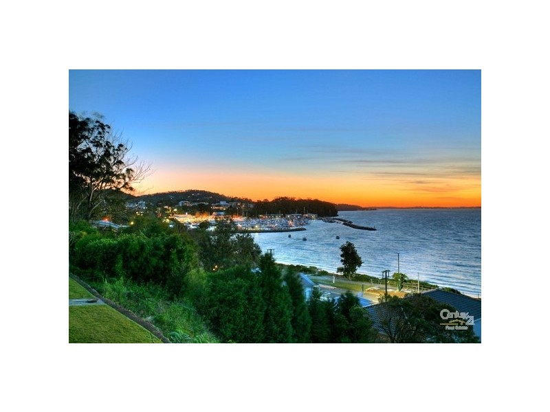 2/10 Magnus Street, Nelson Bay NSW 2315