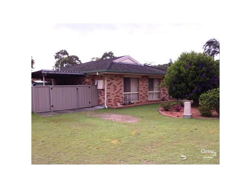 1/2 Ellies Place, Salamander Bay NSW 2317
