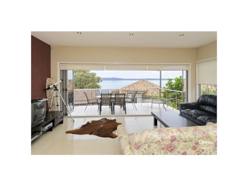 72 Thurlow Avenue, Nelson Bay NSW 2315