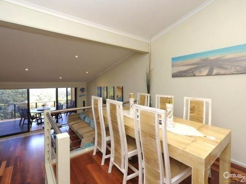 2/39 Wallawa Road, Nelson Bay NSW 2315