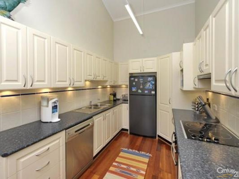 2/39 Wallawa Road, Nelson Bay NSW 2315