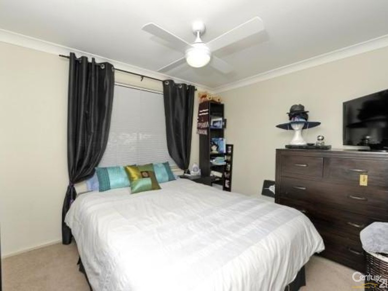 2/39 Wallawa Road, Nelson Bay NSW 2315