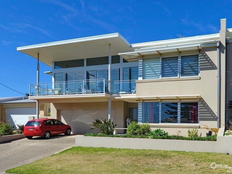 33 Kingsley Drive, Boat Harbour NSW 2316