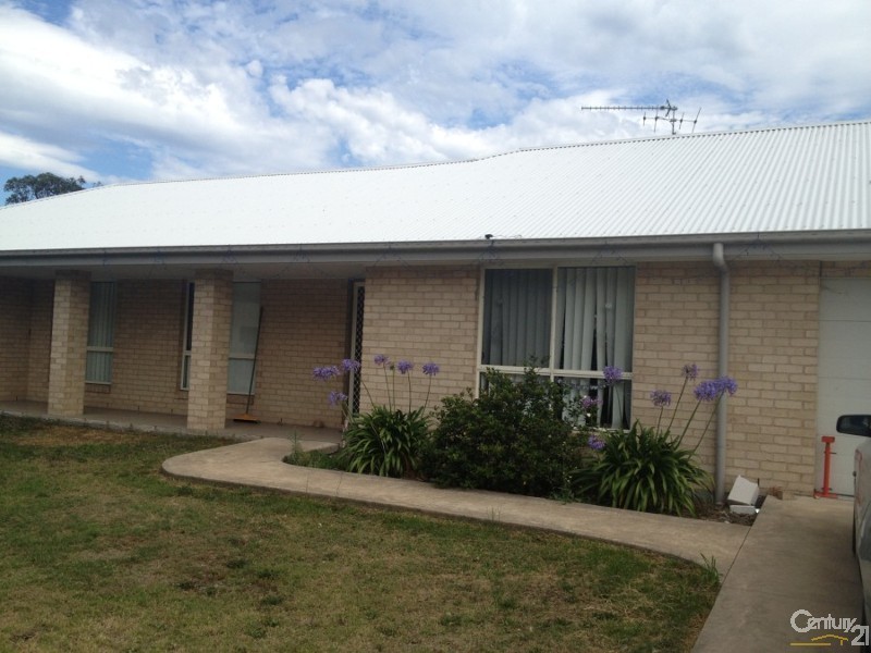 19 Sinclair Drive, Tea Gardens NSW 2324