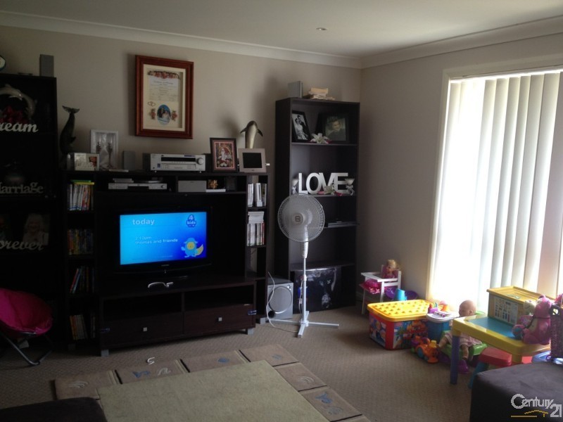 19 Sinclair Drive, Tea Gardens NSW 2324