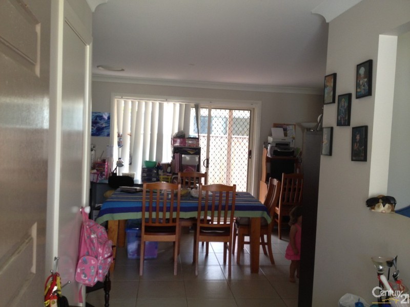 19 Sinclair Drive, Tea Gardens NSW 2324