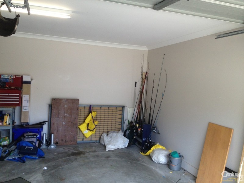 19 Sinclair Drive, Tea Gardens NSW 2324