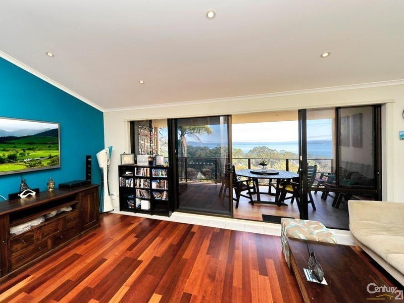 2/39 Wallawa Road, Nelson Bay NSW 2315