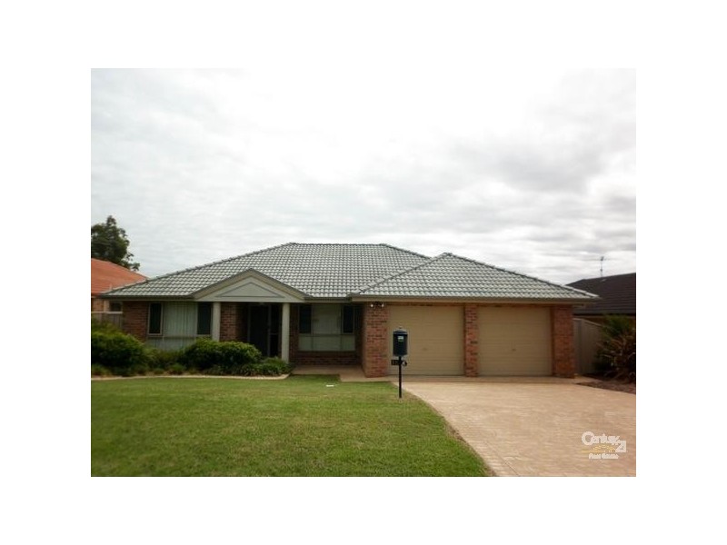 55 Carnarvon Circuit, East Maitland NSW 2323