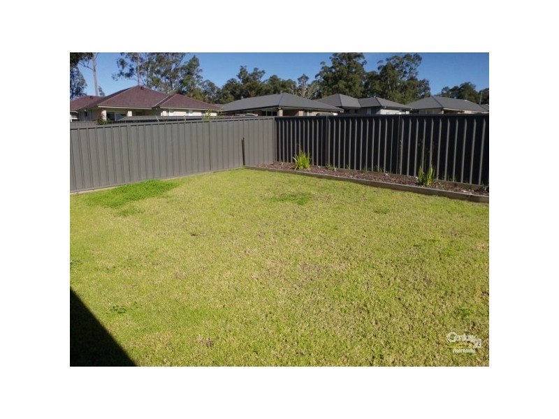 24 Johnson Drive, East Maitland NSW 2323