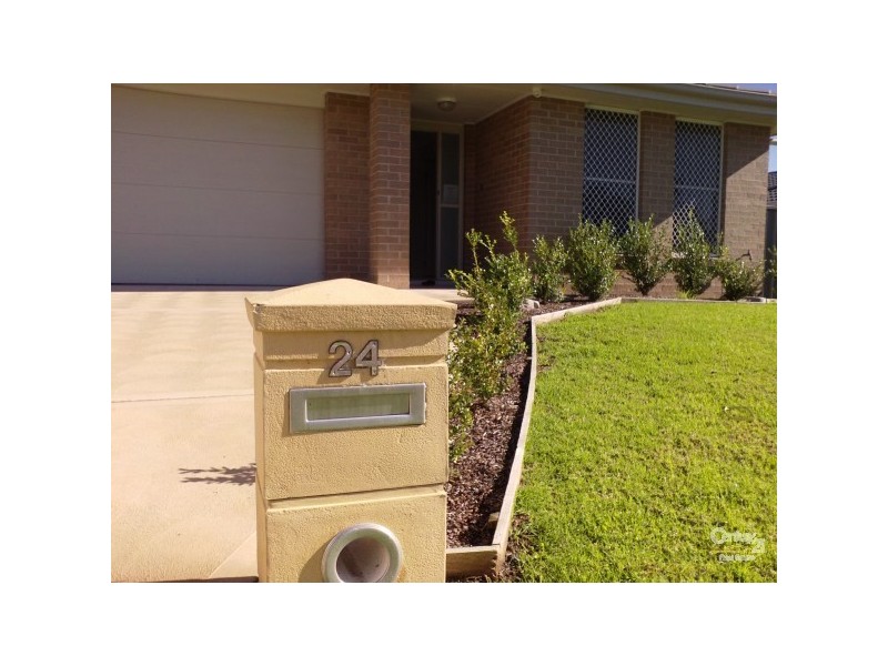 24 Johnson Drive, East Maitland NSW 2323